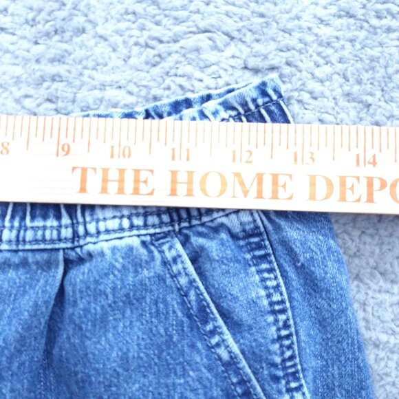 American Eagle High Waisted Mom Shorts Blue Denim Elastic Waist  Pockets Sz 2 - Picture 3 of 10